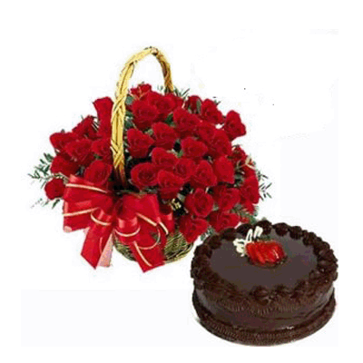 Send bunch of roses and cake to Belgaum